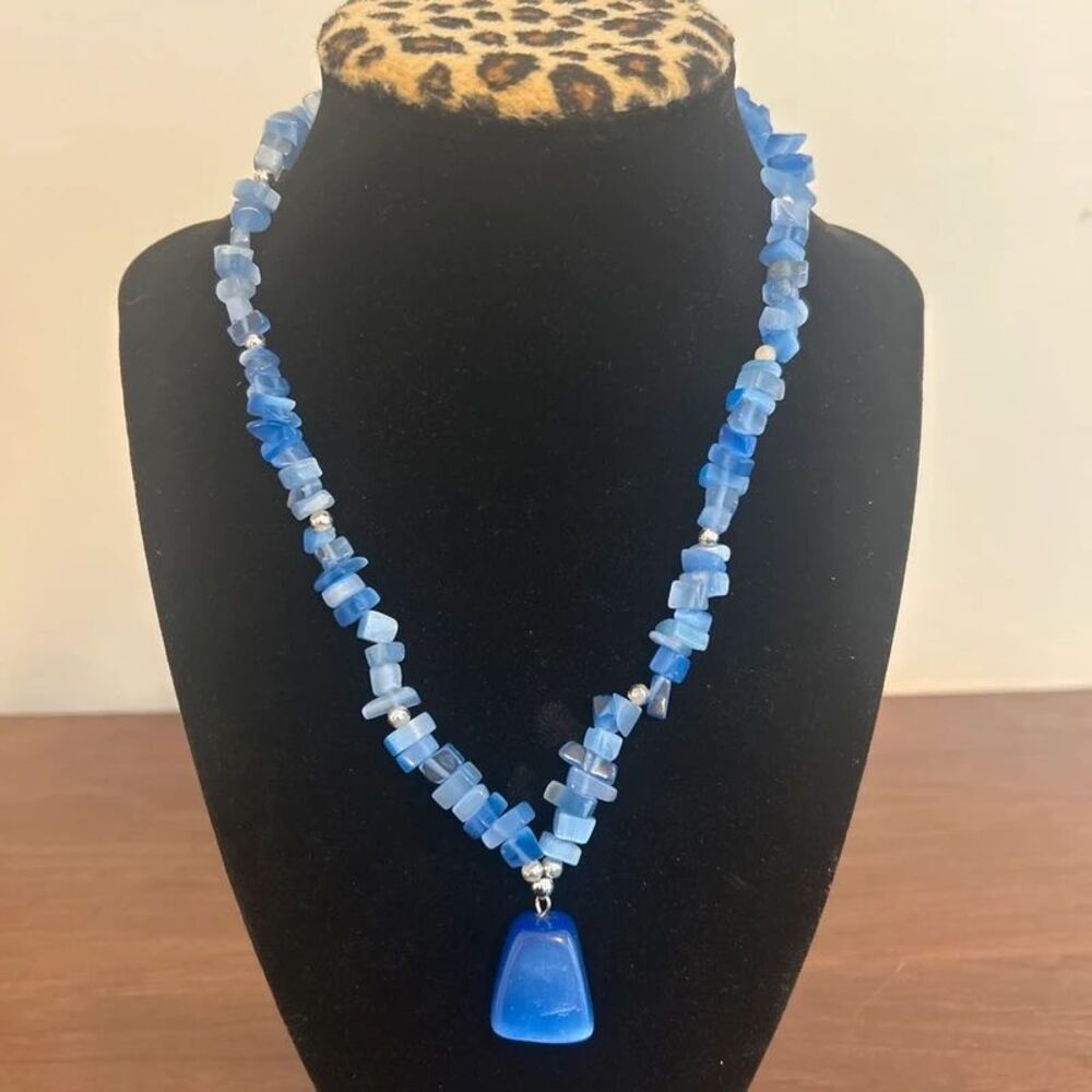 Blue Stone Chip Pendant Necklace | Silver Tone | Boho Statement